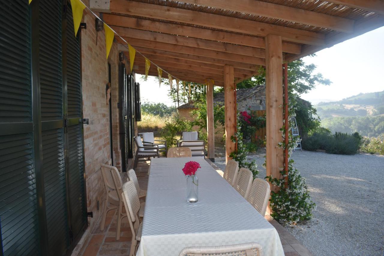 Casa Raffaela, Charming Villa With A Nice Pool Monte Giberto Exterior foto